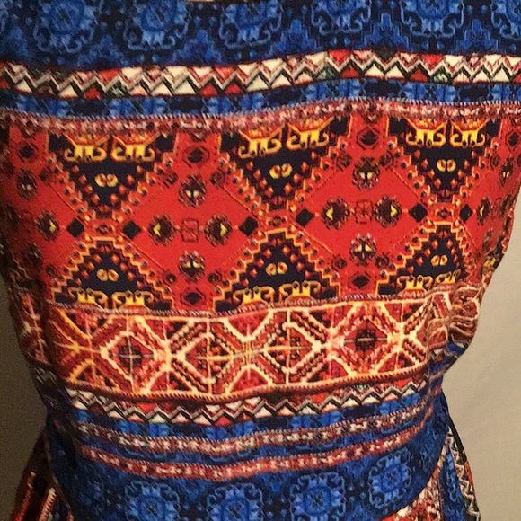 FOREVER 21 dress - Picture 2 of 8